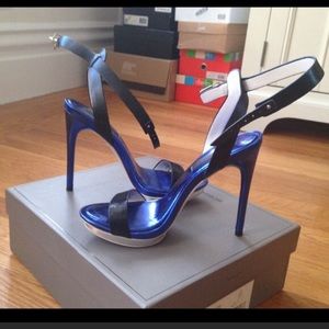 Final mark 👇  Bcbg | Electric Blue Heels